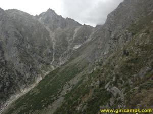 Rocky Himalayas on the way to Kinner Kailash